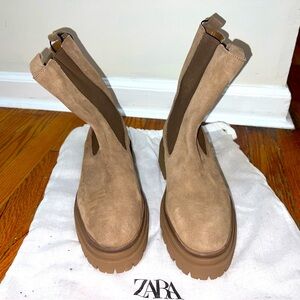 Zara suede boots. Size 10 or 41. Brand new with tag.